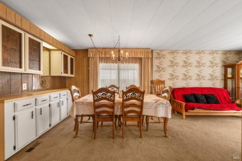 8166 Willow Street Windsor CA 95492