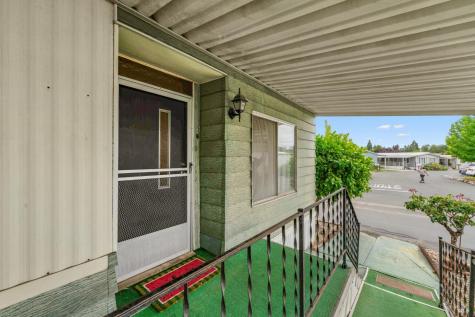 8166 Willow Street Windsor CA 95492