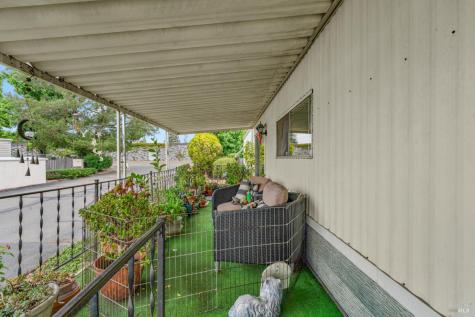 8166 Willow Street Windsor CA 95492
