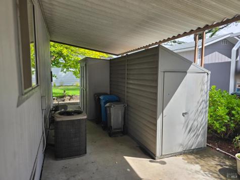 21 Estrella Drive Santa Rosa CA 95403