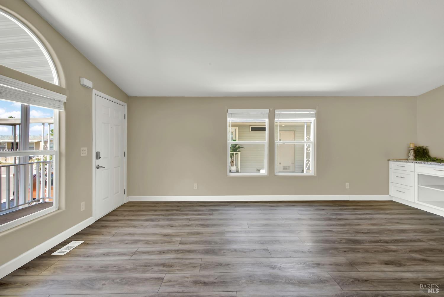 2 Del Loma #2 Court Vacaville CA 95687