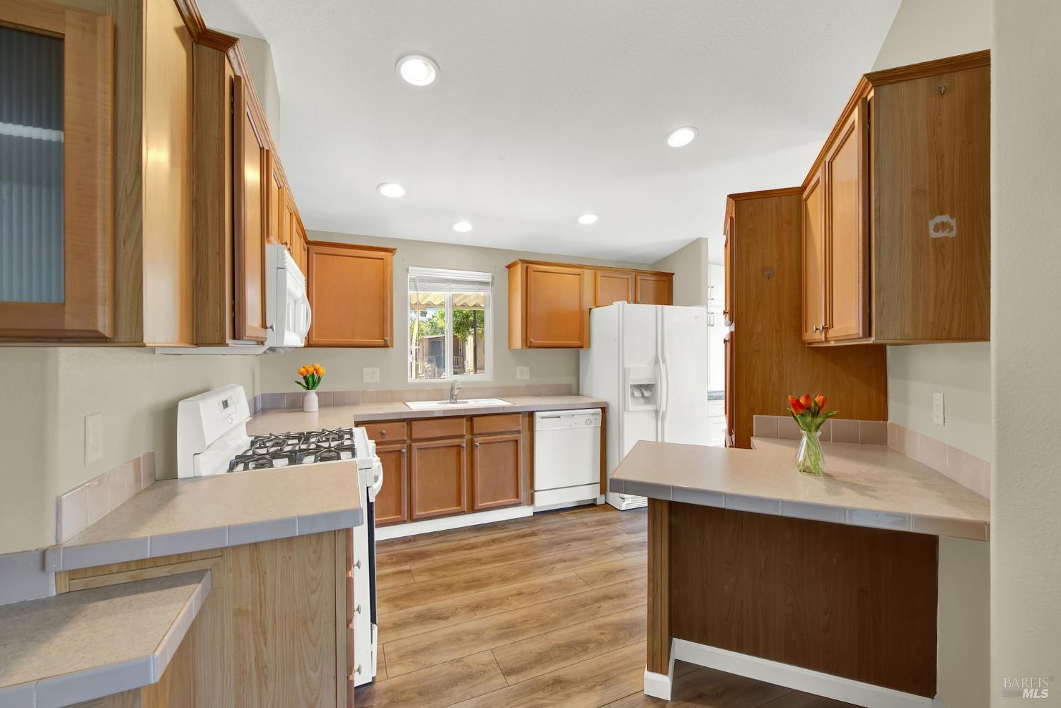 2 Del Loma #2 Court Vacaville CA 95687