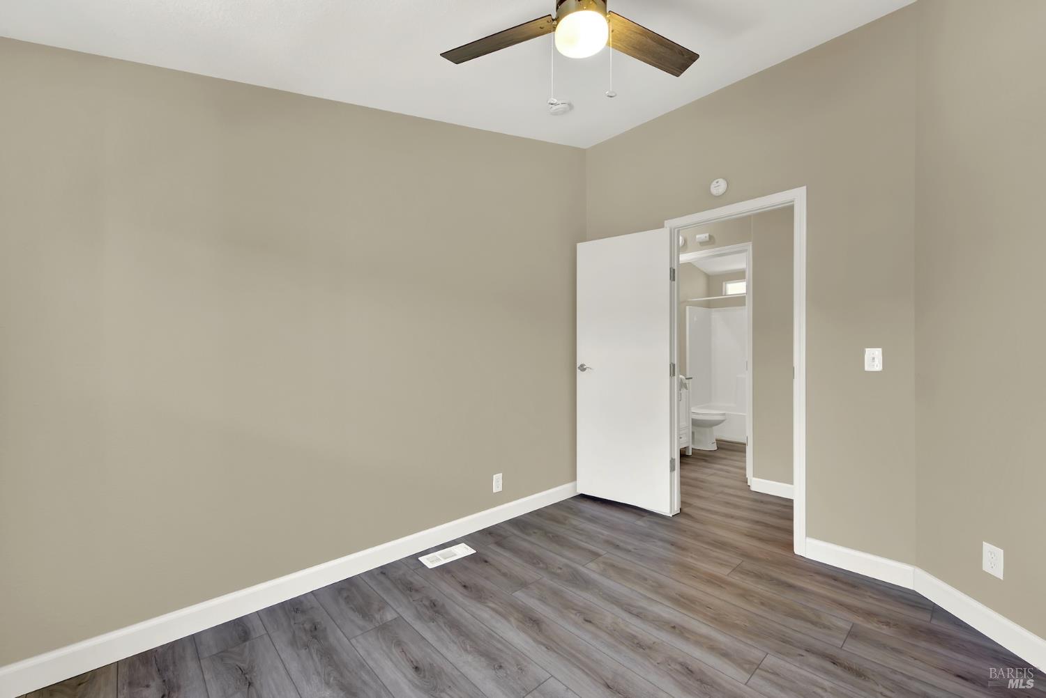 2 Del Loma #2 Court Vacaville CA 95687