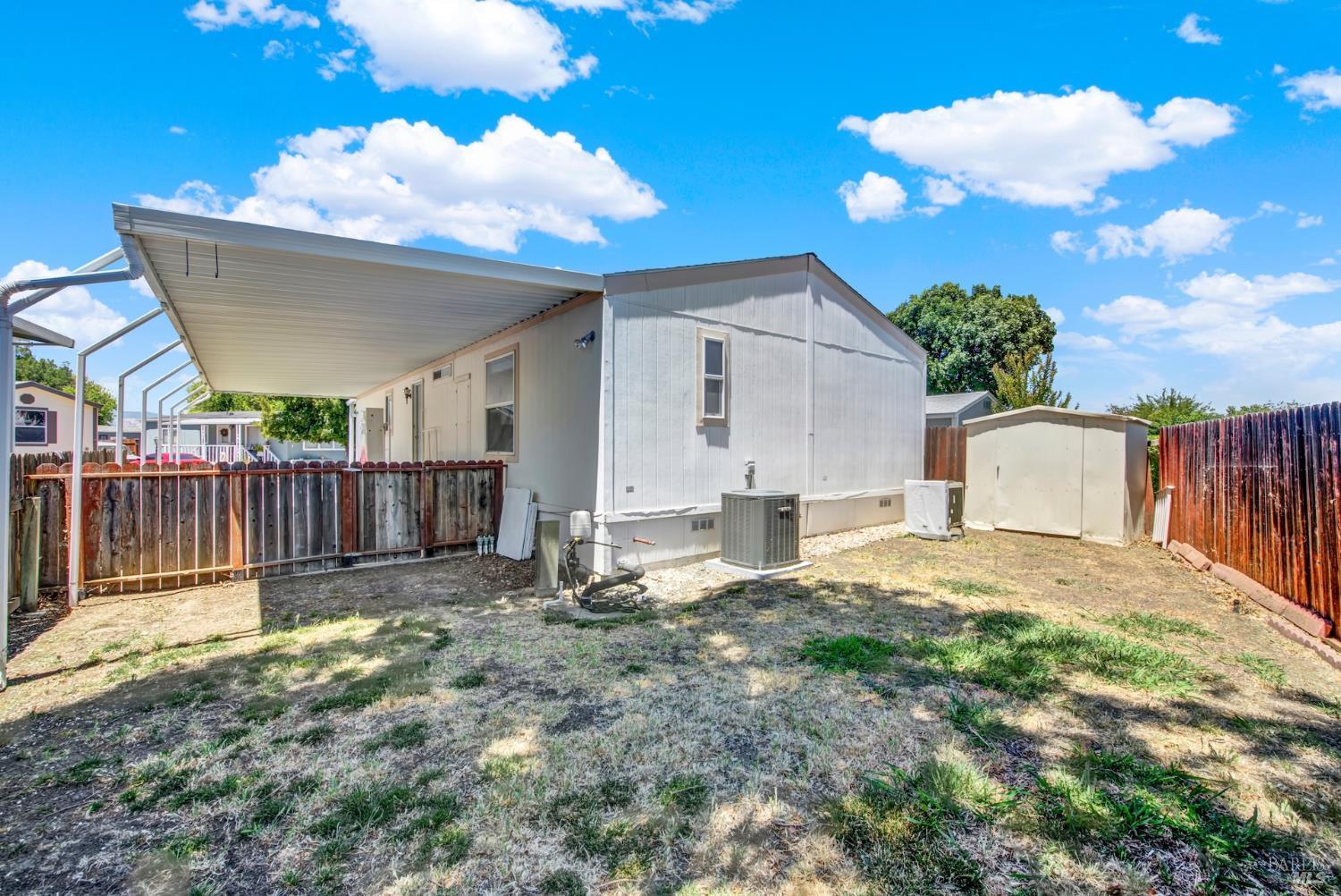2 Del Loma #2 Court Vacaville CA 95687