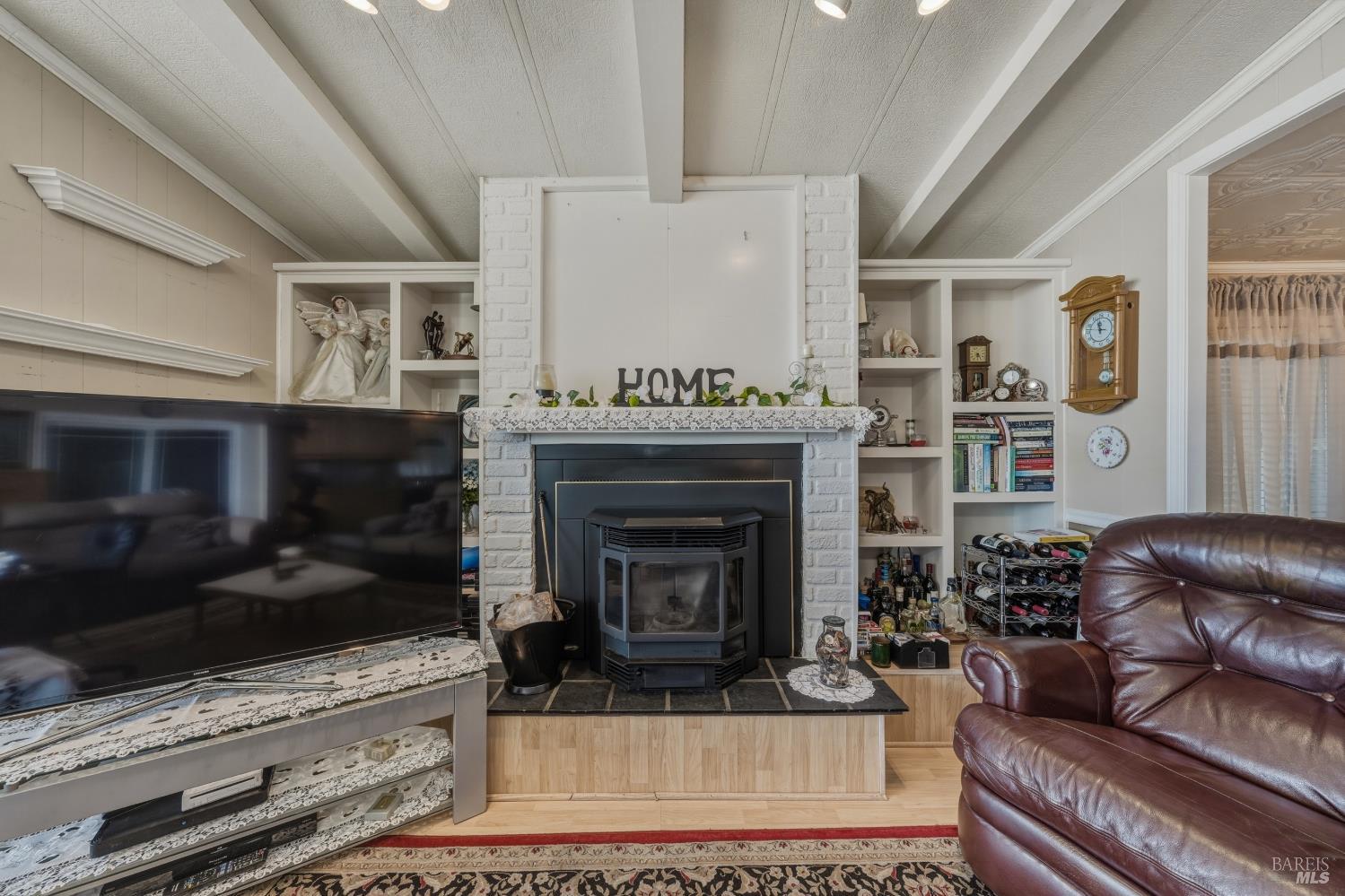 5830 Robin Hill Drive Lakeport CA 95453
