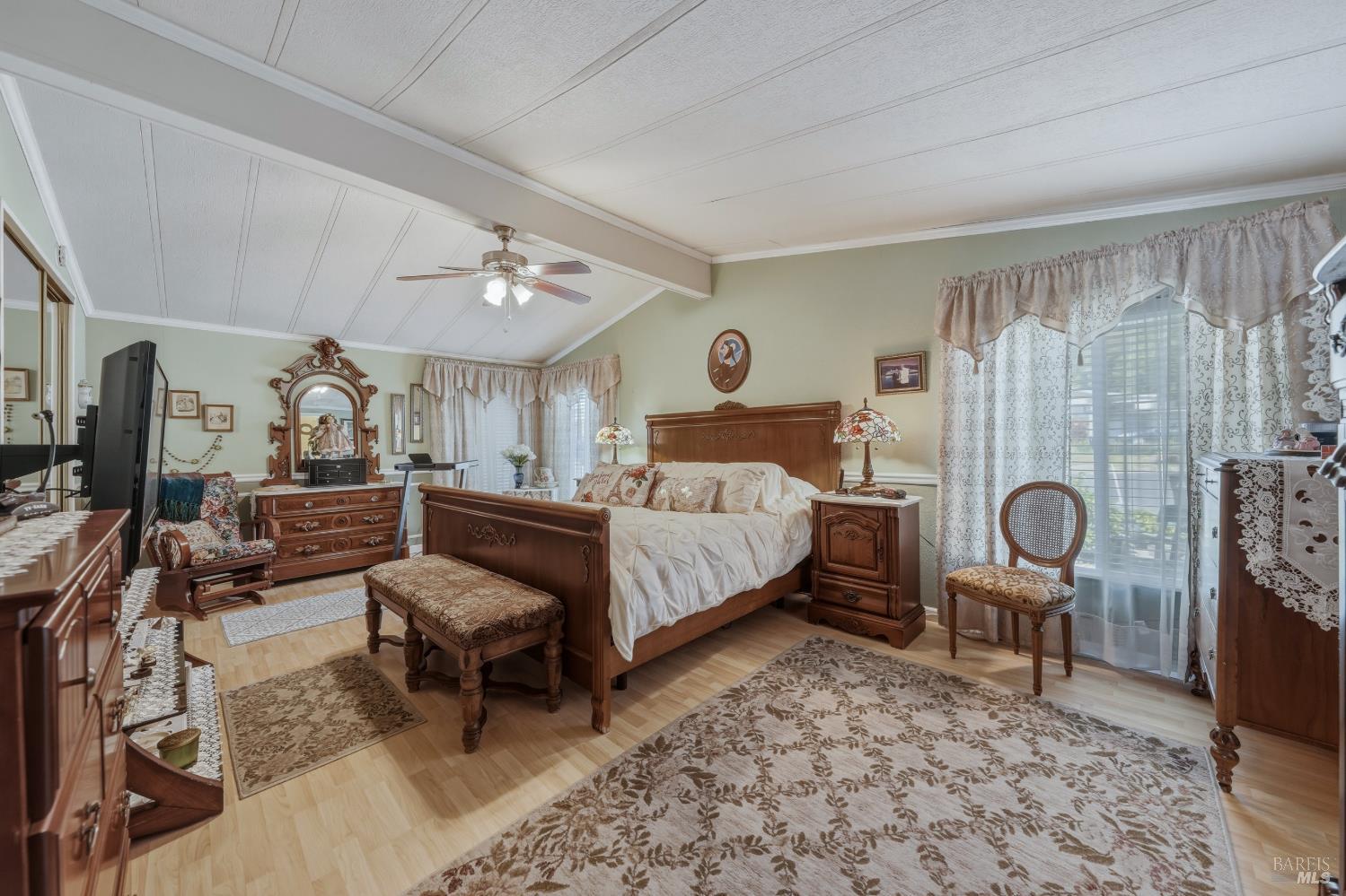 5830 Robin Hill Drive Lakeport CA 95453