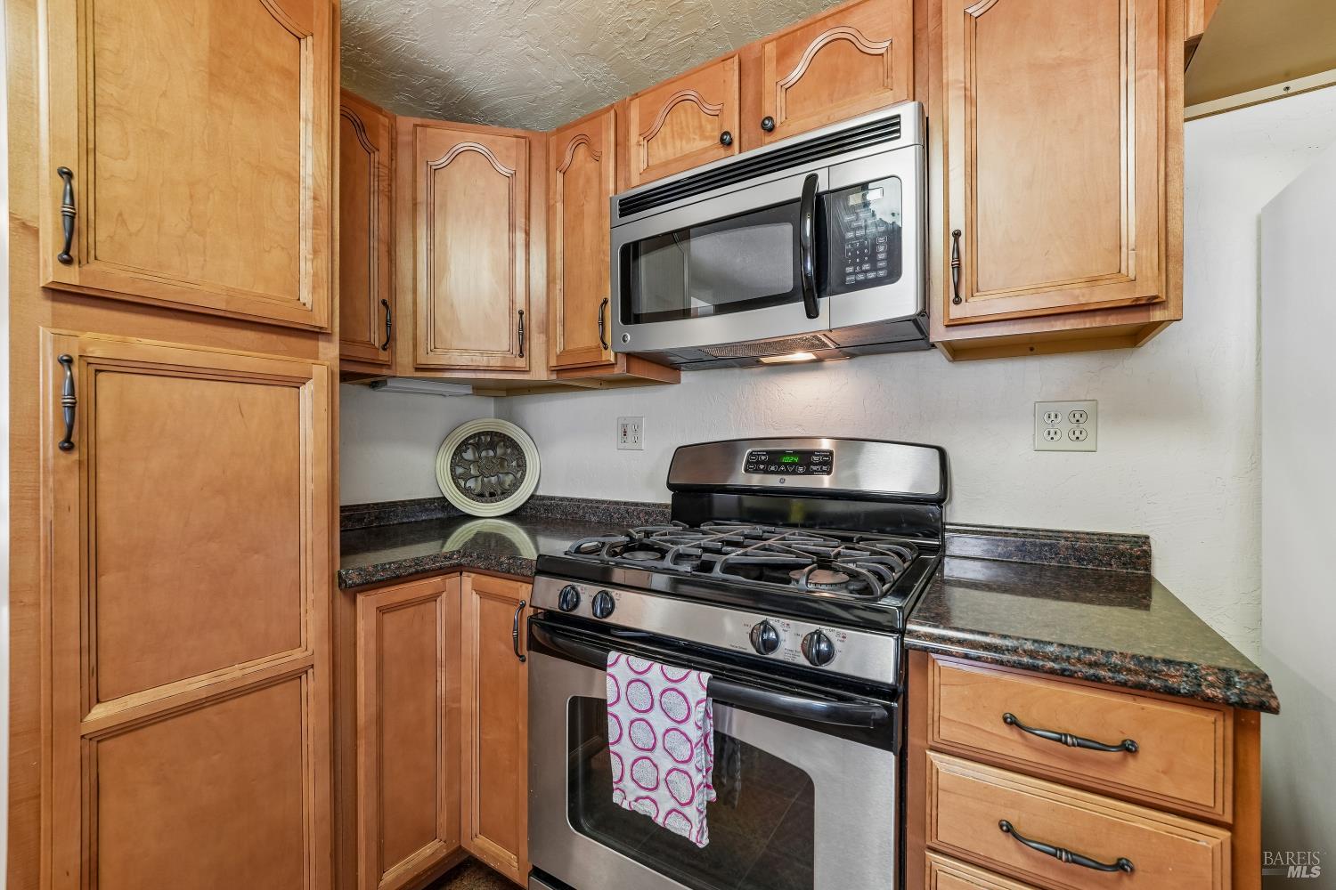 90 Hacienda Drive Napa CA 94558