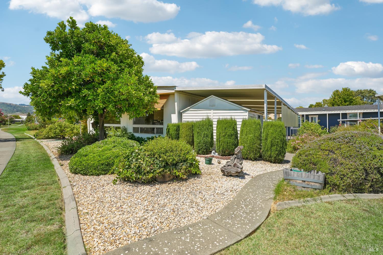 90 Hacienda Drive Napa CA 94558