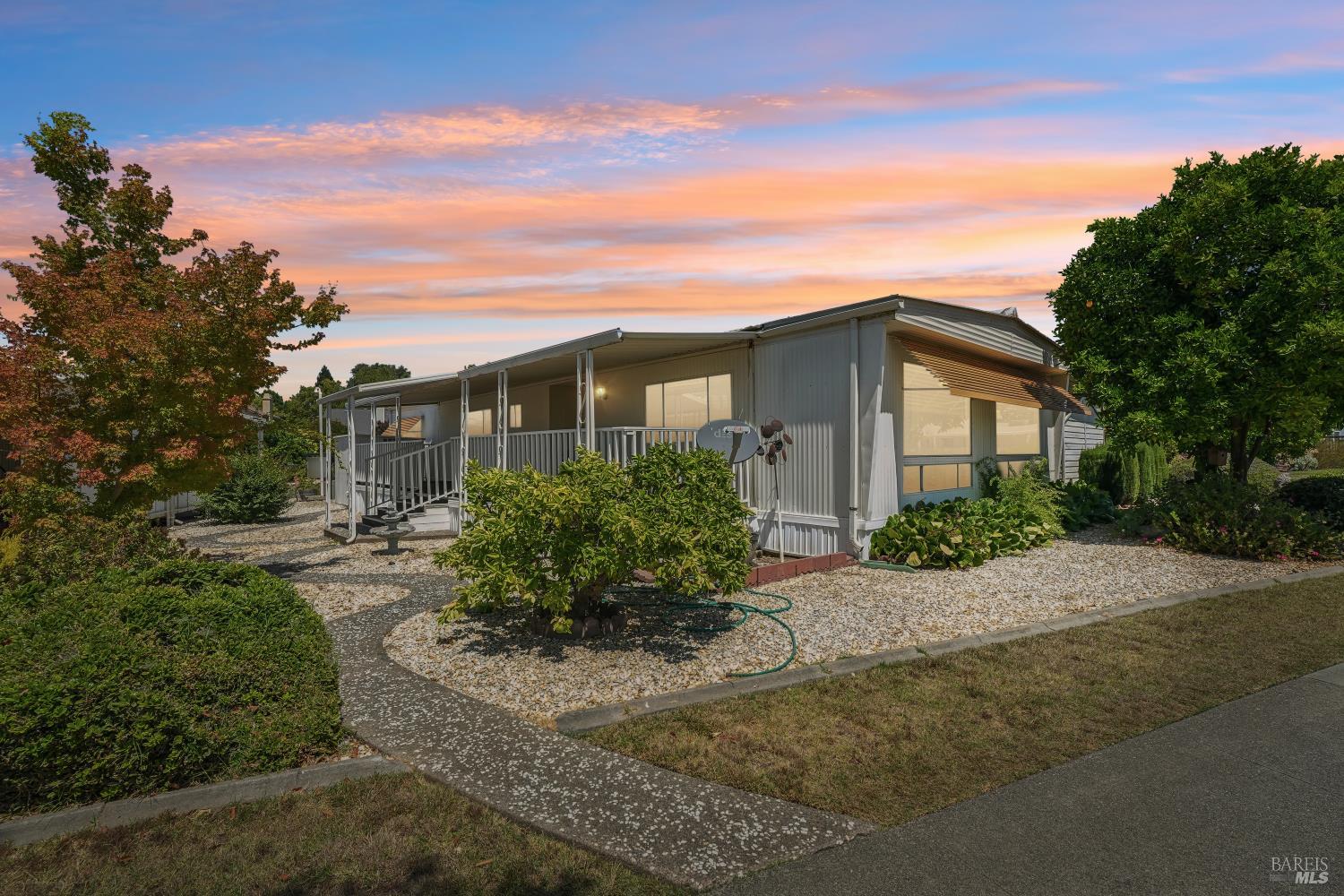 90 Hacienda Drive Napa CA 94558