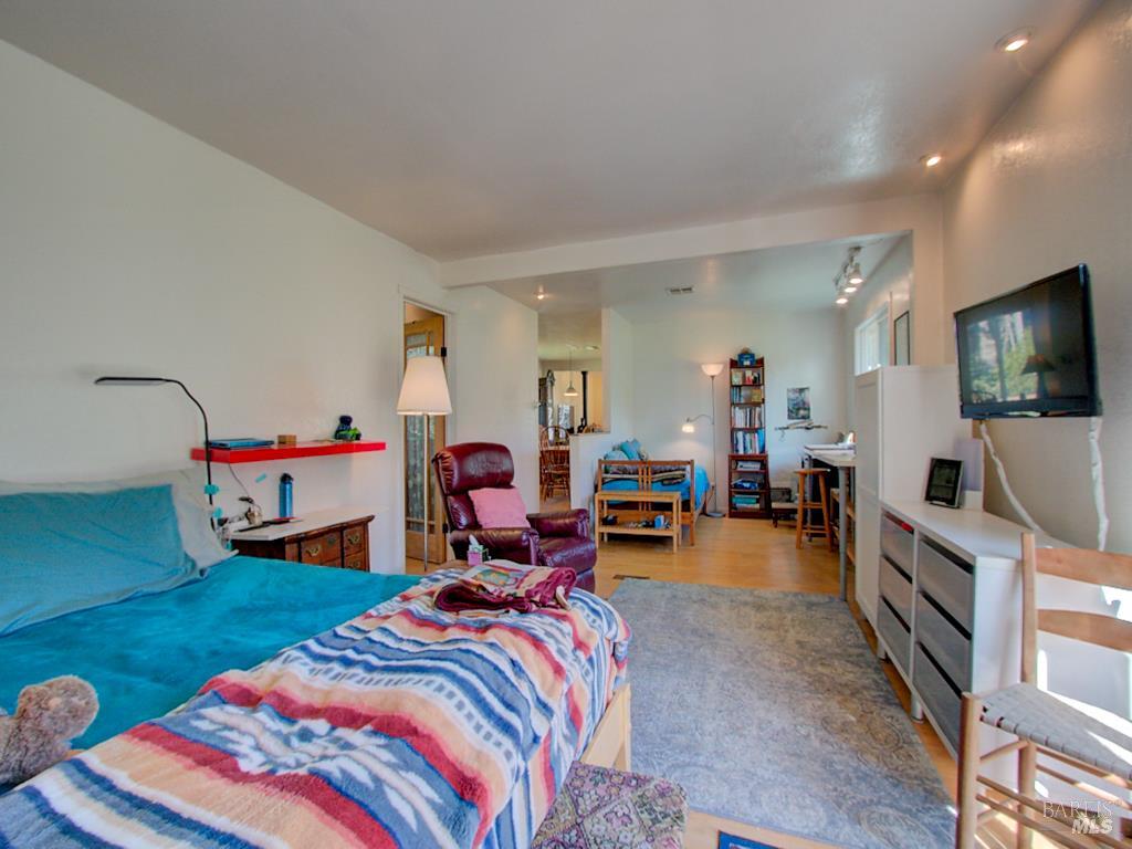 14100 Prairie Way Mendocino CA 95460