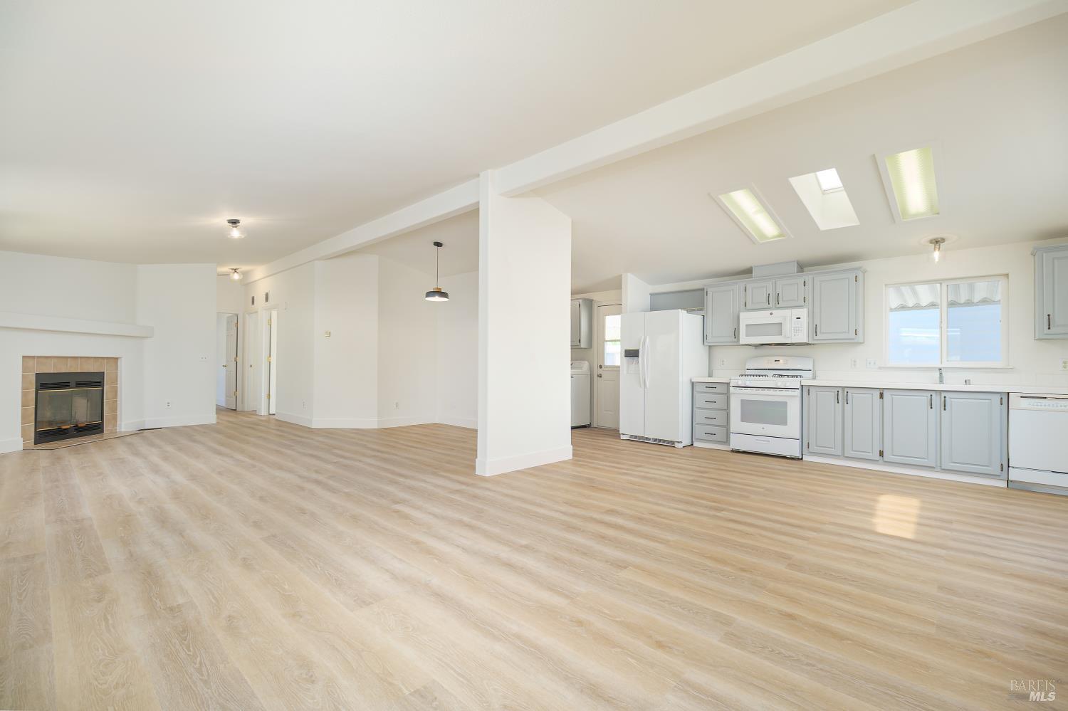 209 Yosemite Road San Rafael CA 94903