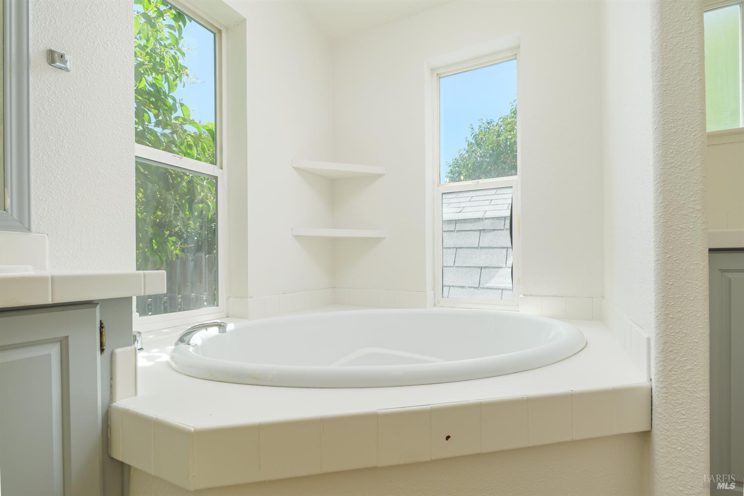 209 Yosemite Road San Rafael CA 94903
