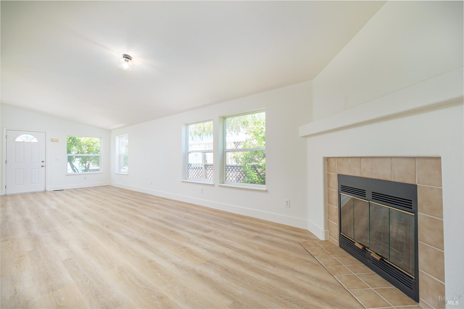 209 Yosemite Road San Rafael CA 94903
