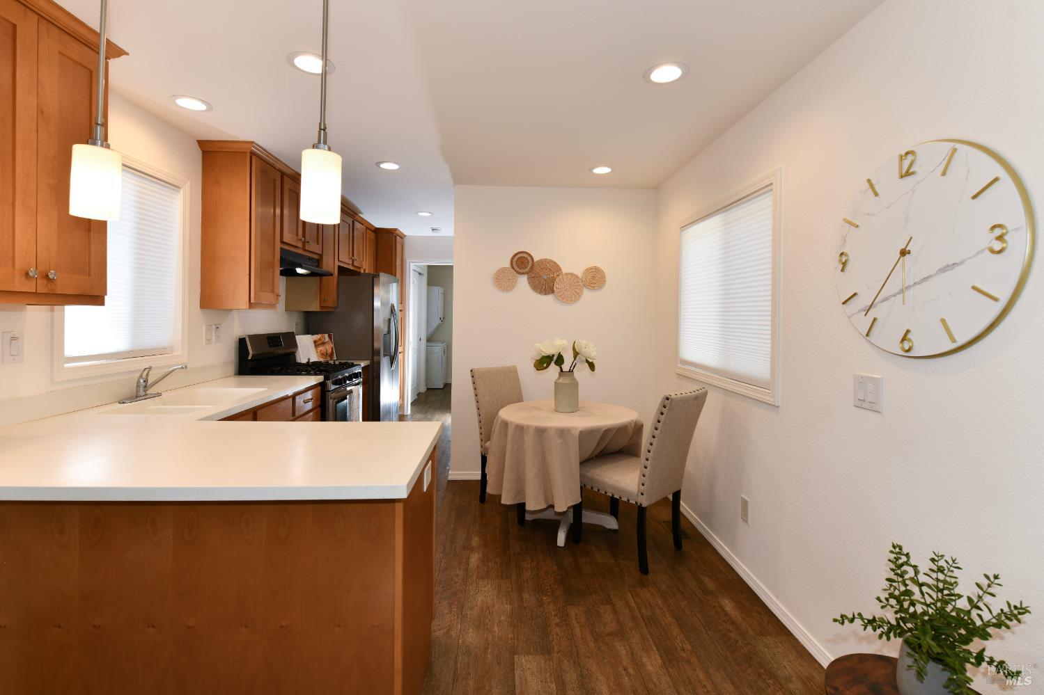 4 Roundelay Lane Santa Rosa CA 95407