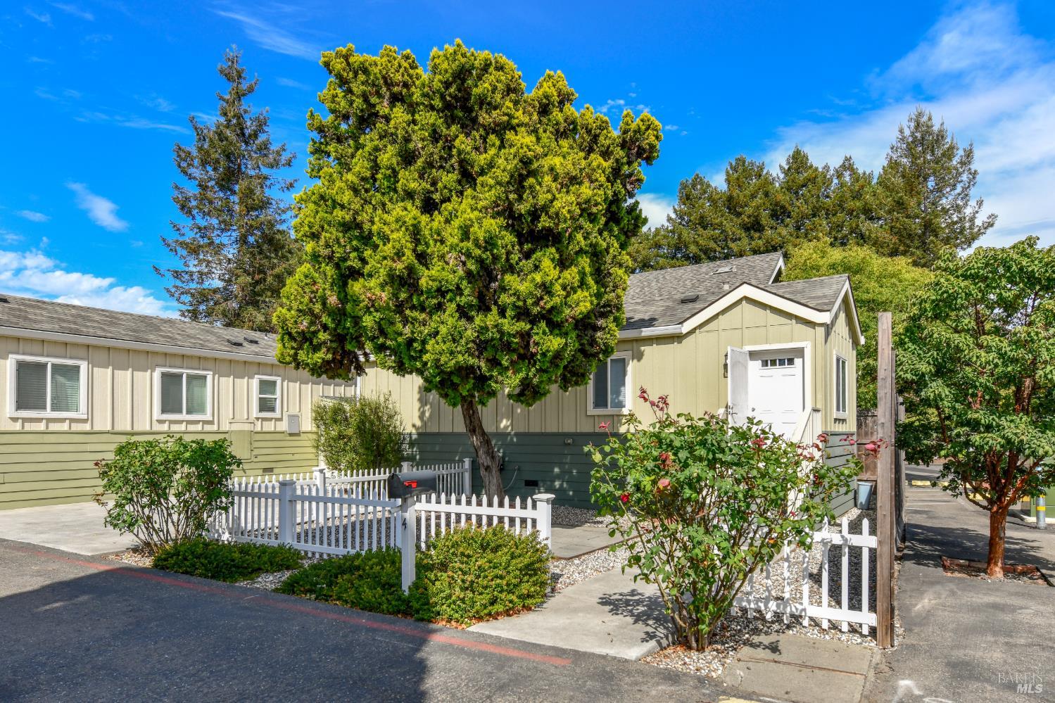 4 Roundelay Lane Santa Rosa CA 95407