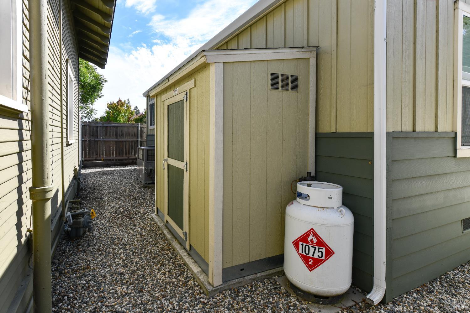 4 Roundelay Lane Santa Rosa CA 95407