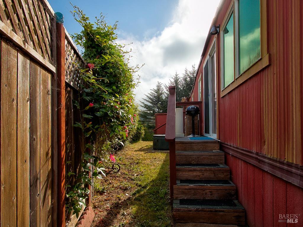 32800 Ca 20 Highway Fort Bragg CA 95437