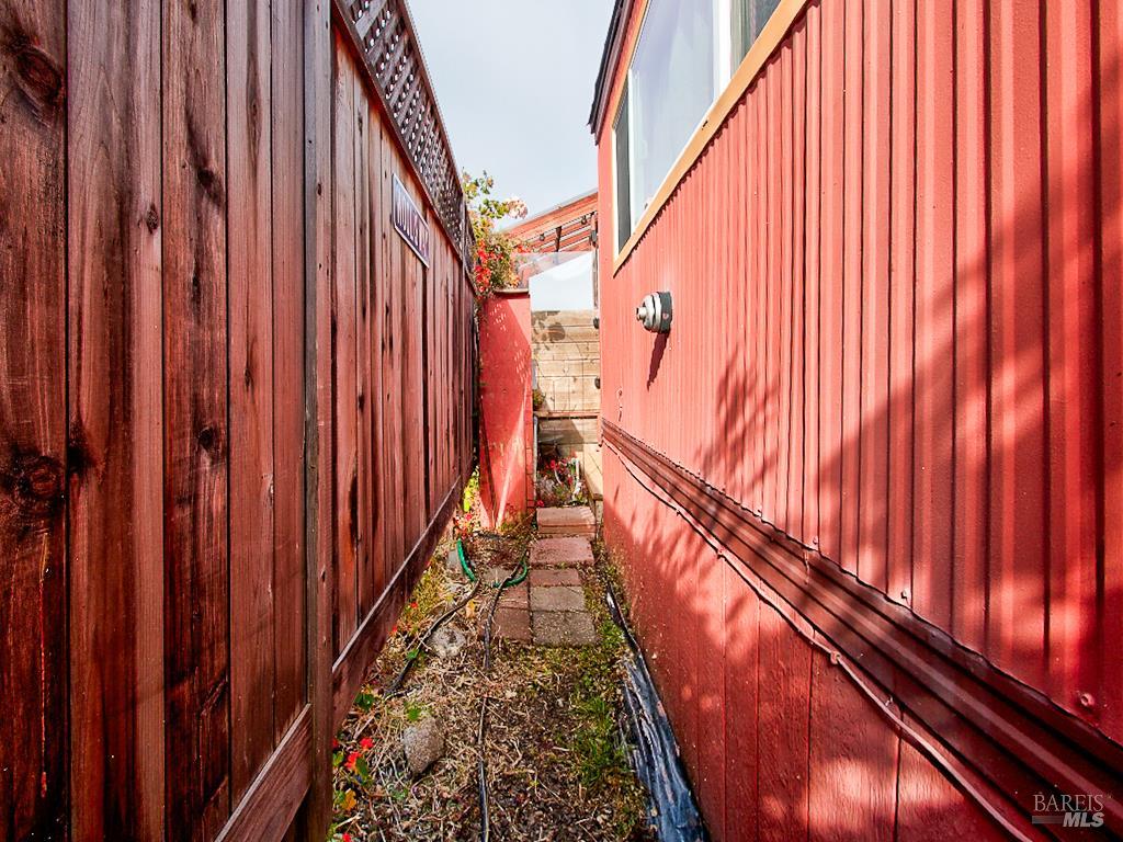 32800 Ca 20 Highway Fort Bragg CA 95437