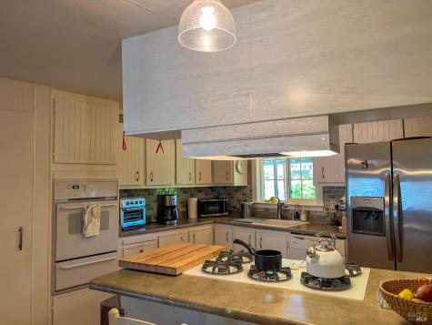 106 Drake Mews # 106 Sonoma CA 95476