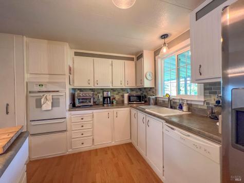 106 Drake Mews # 106 Sonoma CA 95476