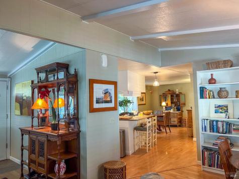 106 Drake Mews # 106 Sonoma CA 95476