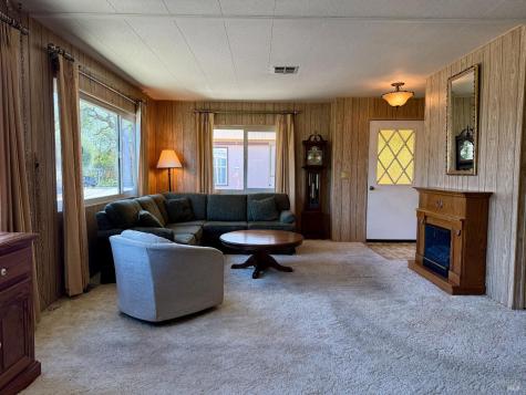 13 Darcy Drive Windsor CA 95492