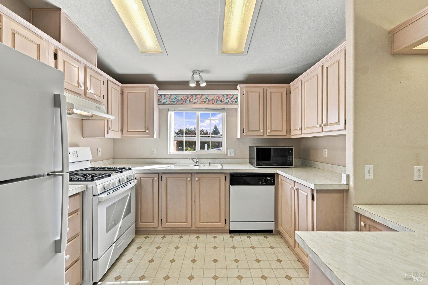 82 Hacienda Drive Napa CA 94558