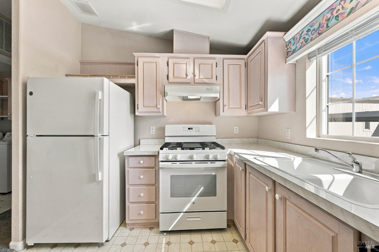 82 Hacienda Drive Napa CA 94558