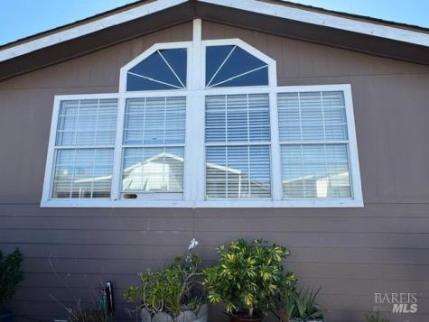 8149 D Street Windsor CA 95492