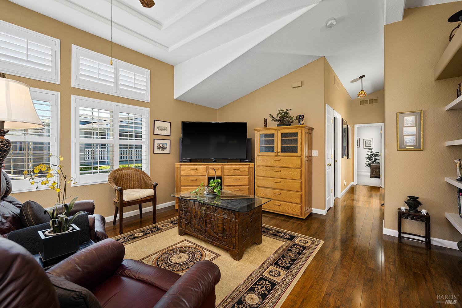 131 Oakwood Drive Petaluma CA 94954