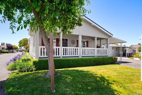 131 Oakwood Drive Petaluma CA 94954