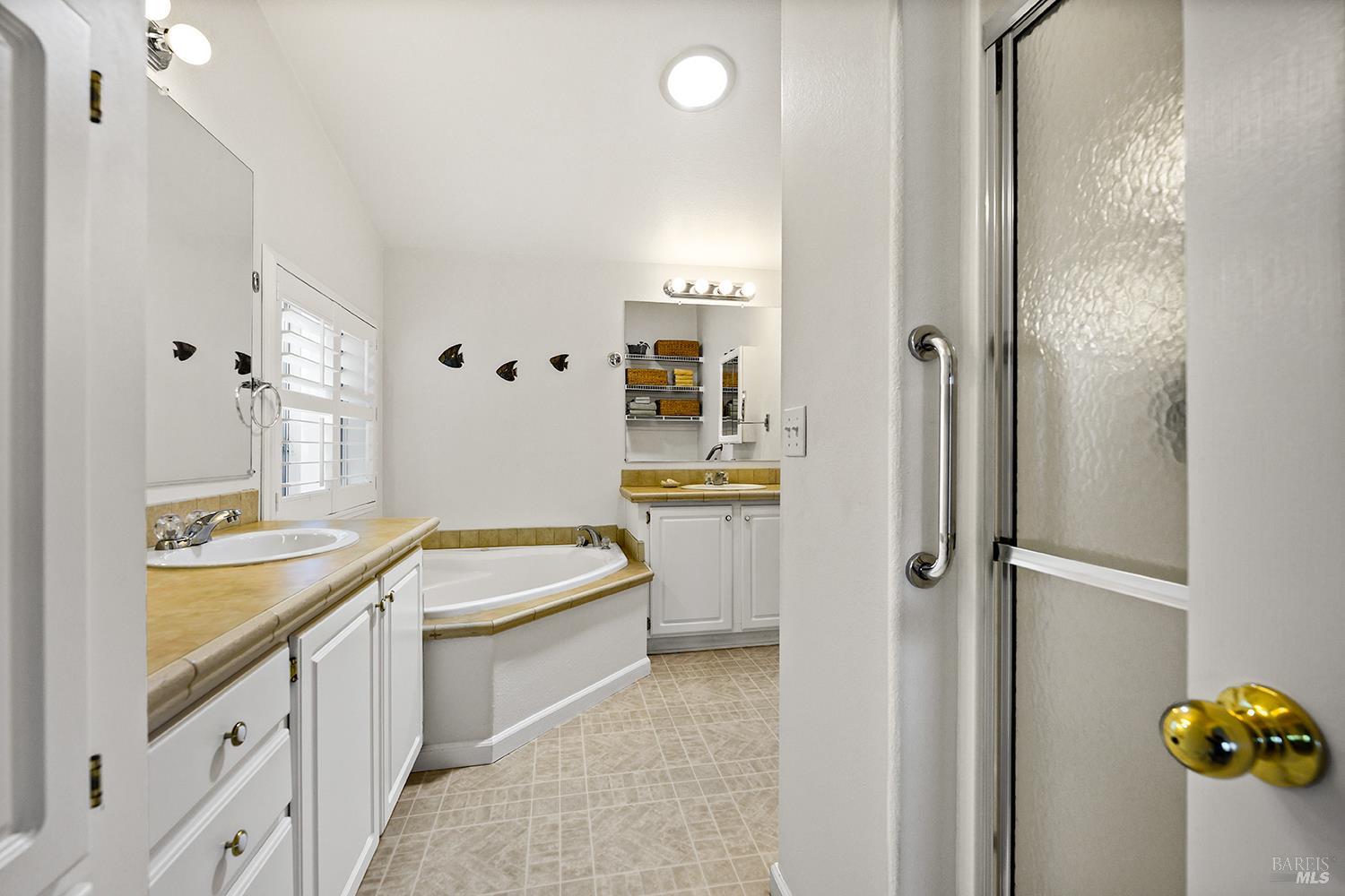 131 Oakwood Drive Petaluma CA 94954