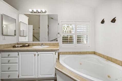 131 Oakwood Drive Petaluma CA 94954