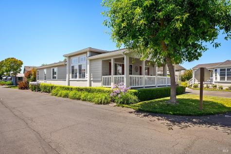 131 Oakwood Drive Petaluma CA 94954