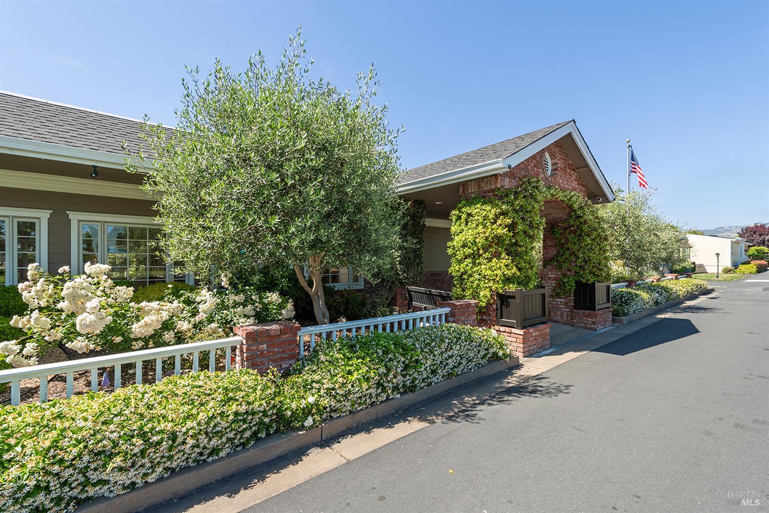 131 Oakwood Drive Petaluma CA 94954