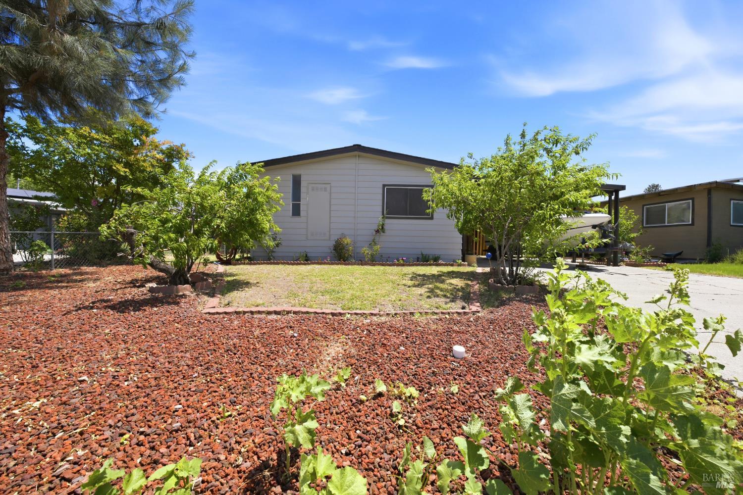 7272 Anchor Drive Clearlake CA 95422