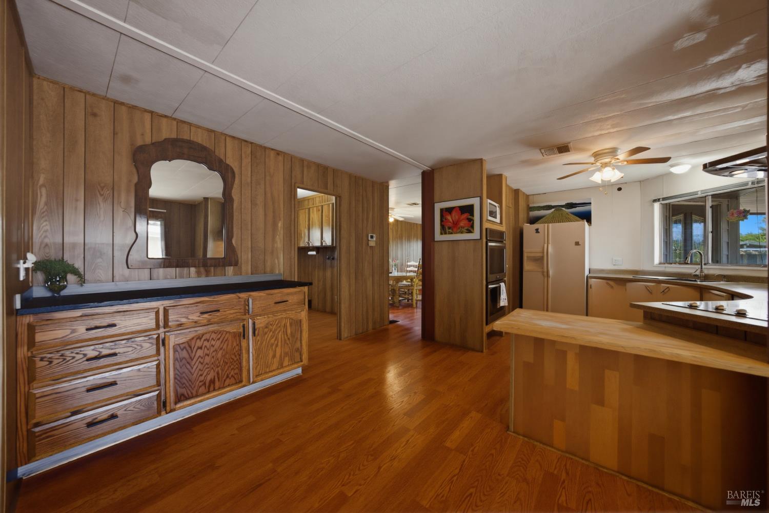 7272 Anchor Drive Clearlake CA 95422