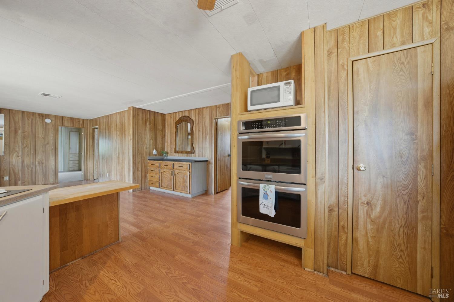 7272 Anchor Drive Clearlake CA 95422