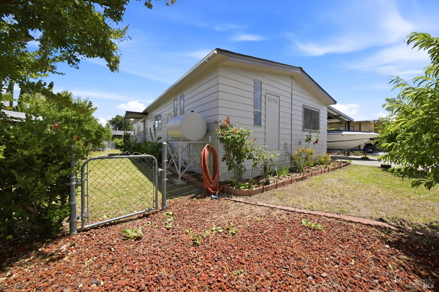 7272 Anchor Drive Clearlake CA 95422