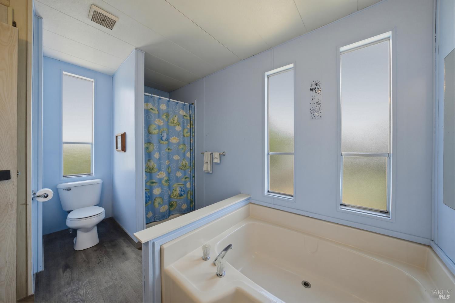7272 Anchor Drive Clearlake CA 95422