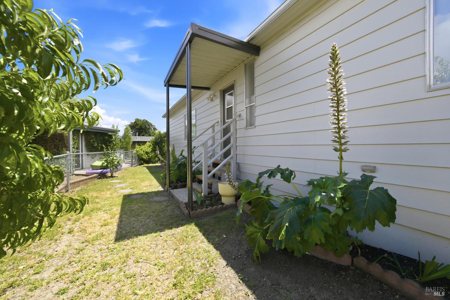 7272 Anchor Drive Clearlake CA 95422