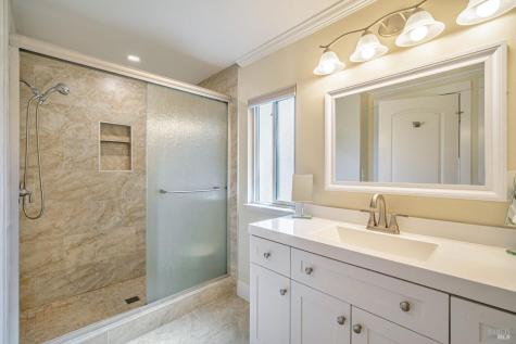 103 Glenoak Court Santa Rosa CA 95405