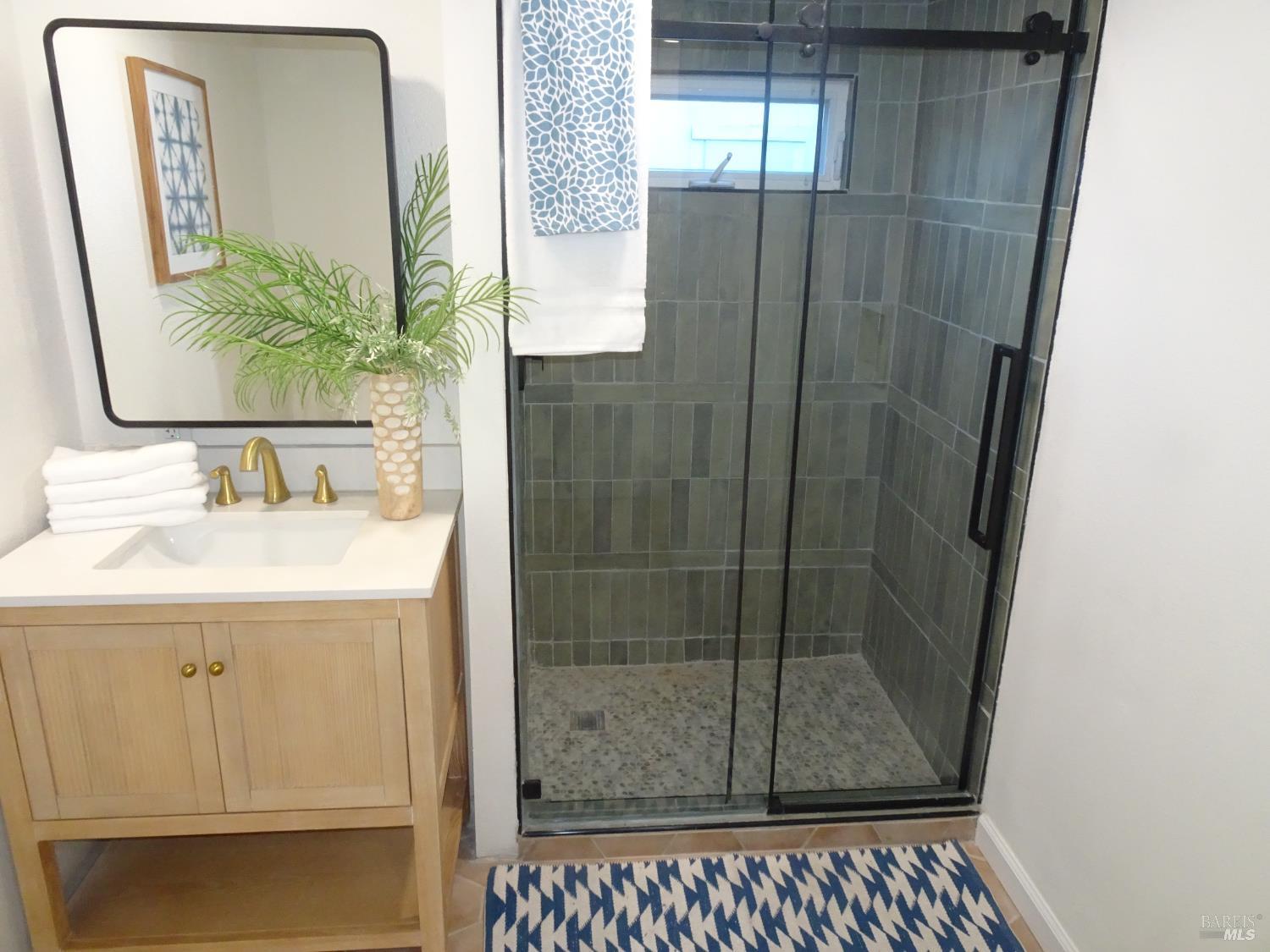 700 Shady Glen Avenue Vacaville CA 95688