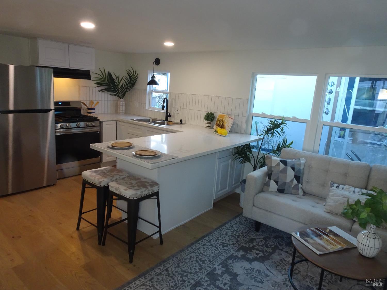 700 Shady Glen Avenue Vacaville CA 95688