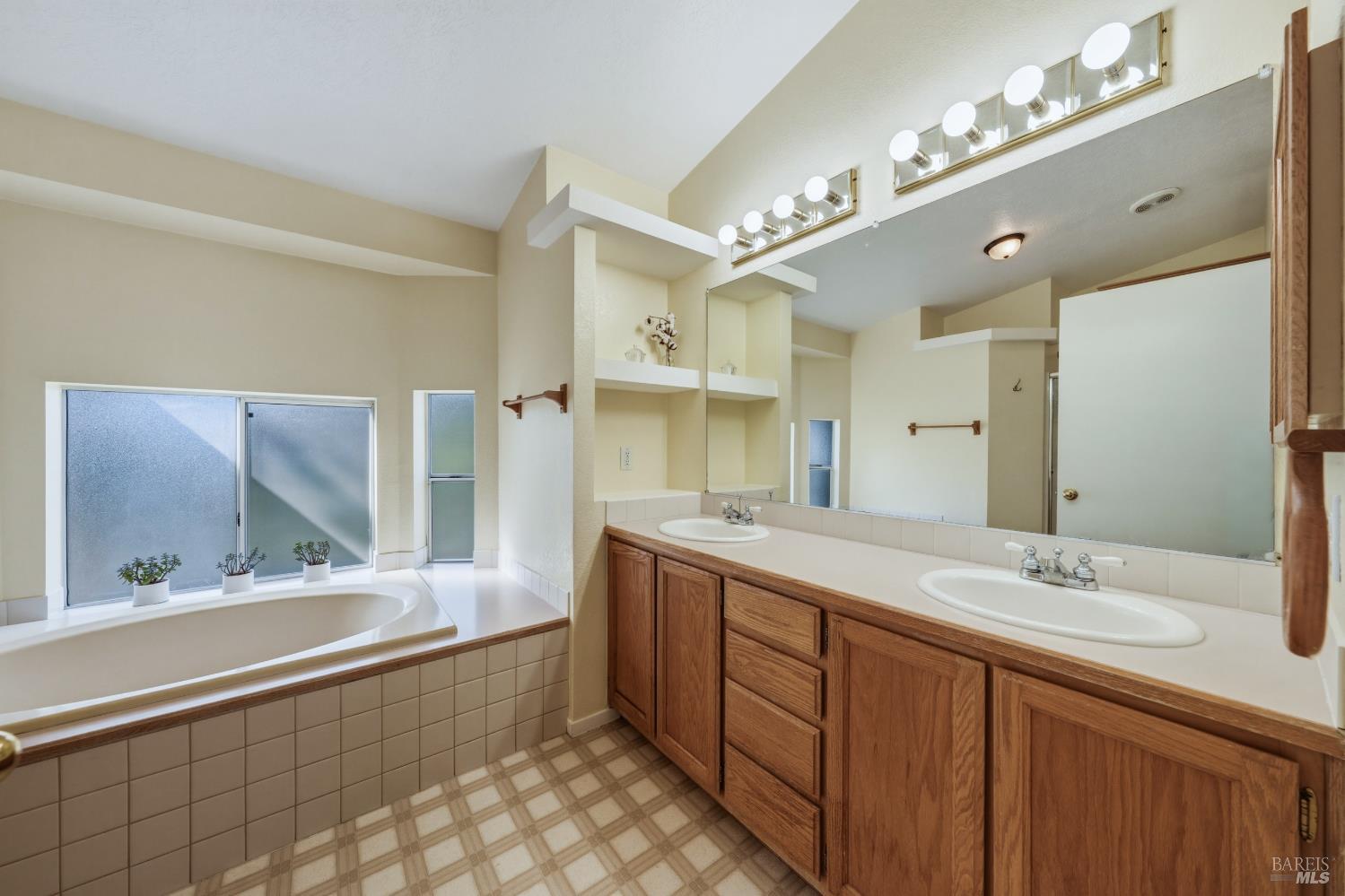 12431 Elk Mountain Road Upper Lake CA 95485