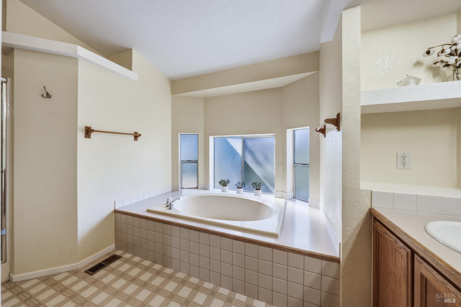 12431 Elk Mountain Road Upper Lake CA 95485