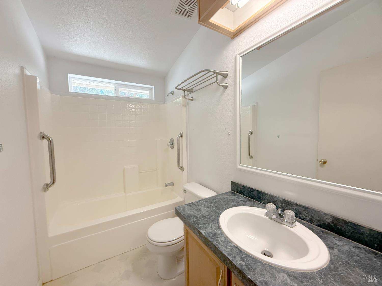 24259 Lilac Road Willits CA 95490