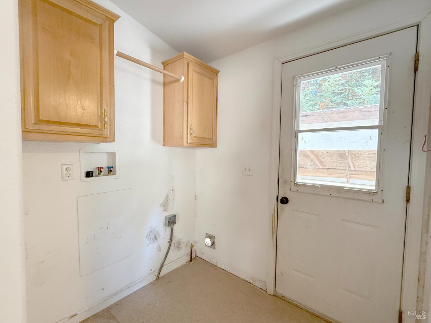 24259 Lilac Road Willits CA 95490