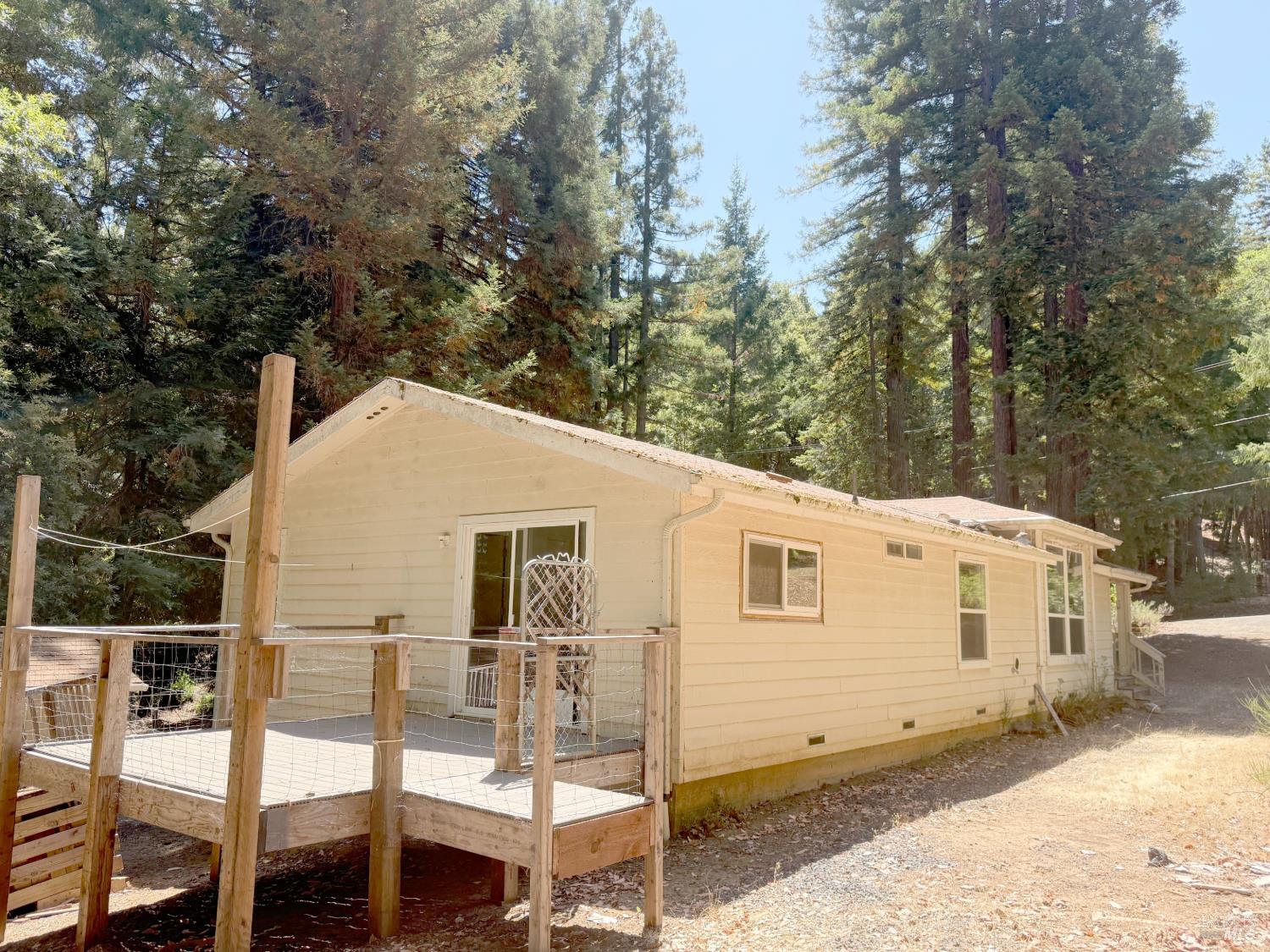 24259 Lilac Road Willits CA 95490