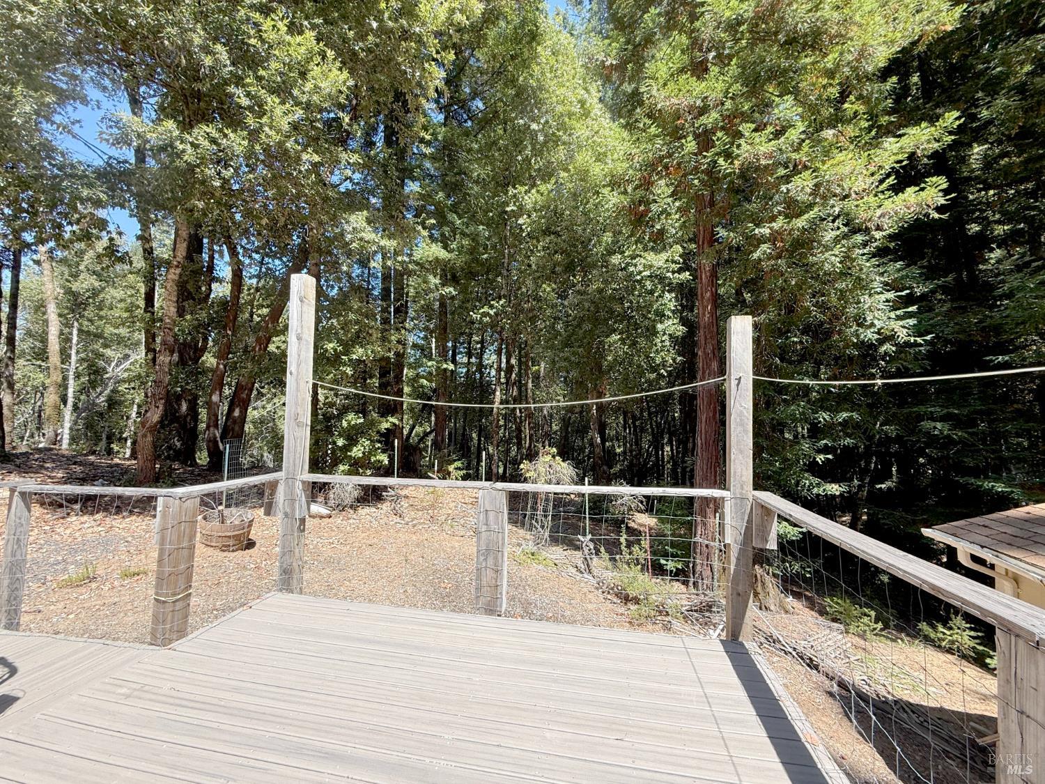 24259 Lilac Road Willits CA 95490